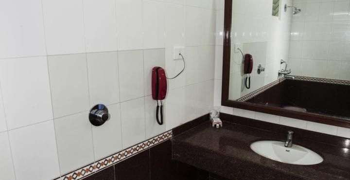 Hotel Surguru Pondicherry Exterior photo