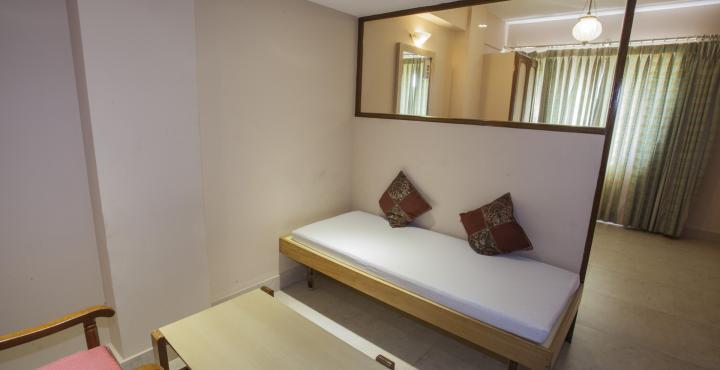 Hotel Surguru Pondicherry Exterior photo